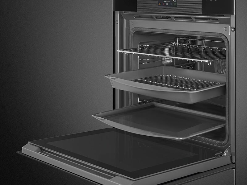 Обзор духового шкафа SOP6102S2PB3 от SMEG Обзор встраиваемого духового шкафа SOP6102S2PB3 от SMEG