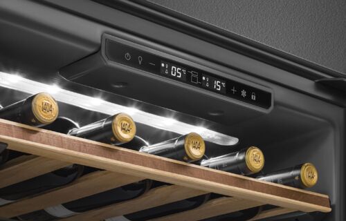 Винный шкаф Smeg CVI629NR3 Винный шкаф Smeg CVI629NR3