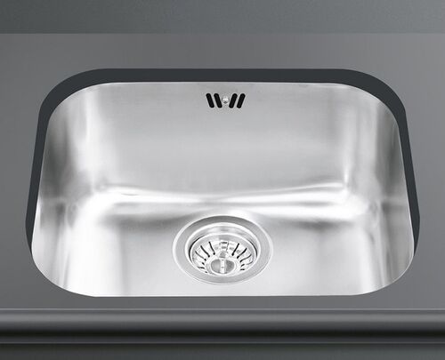 Мойка Smeg UM50 Нержавеющая сталь, матовый Мойка Smeg UM50 Нержавеющая сталь, матовый