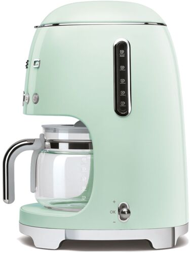 Кофеварка Smeg DCF02PGEU Кофеварка Smeg DCF02PGEU