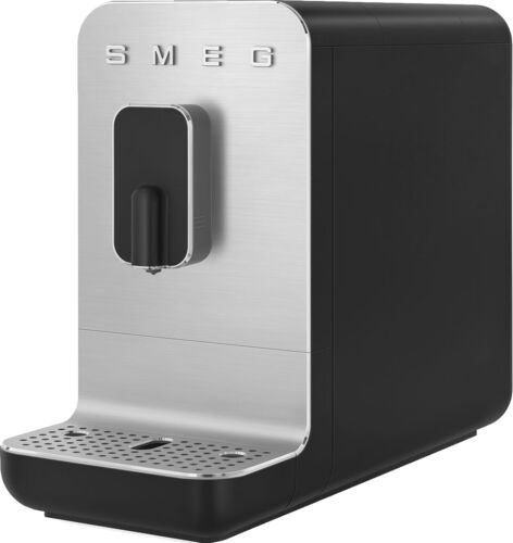 Кофемашина Smeg BCC01BLMEU Кофемашина Smeg BCC01BLMEU