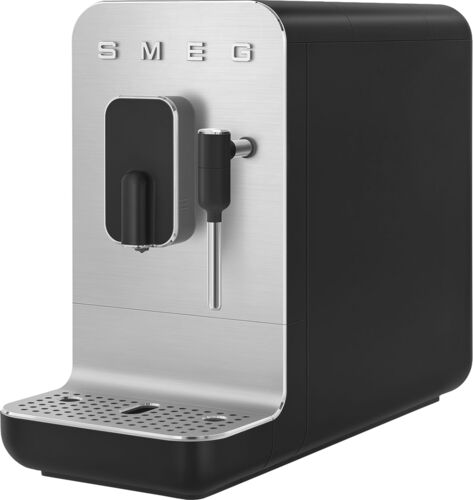 Кофемашина Smeg BCC02BLMEU Кофемашина Smeg BCC02BLMEU