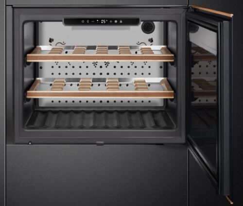 Винный шкаф Smeg CVI621NR3 Винный шкаф Smeg CVI621NR3