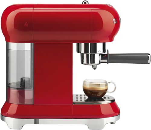 Кофемашина Smeg ECF01RDEU Кофемашина Smeg ECF01RDEU