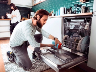 Что делать, если в посудомойке остается белый налет?