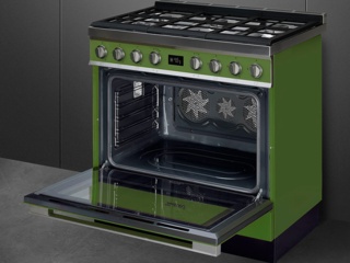 Серия газовых и индукционных варочных центров Smeg Portofino
