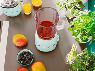 Стационарные блендеры SMEG: яркие и функциональные