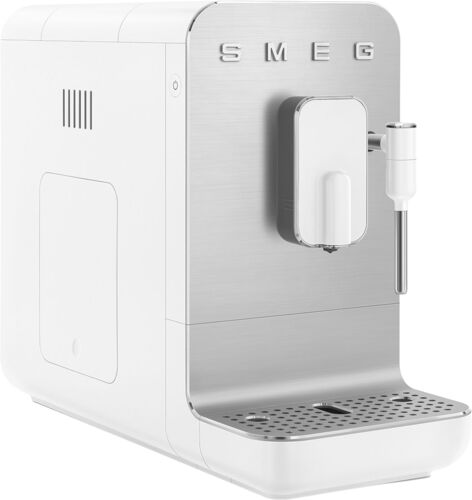 Кофемашина Smeg BCC02WHMEU